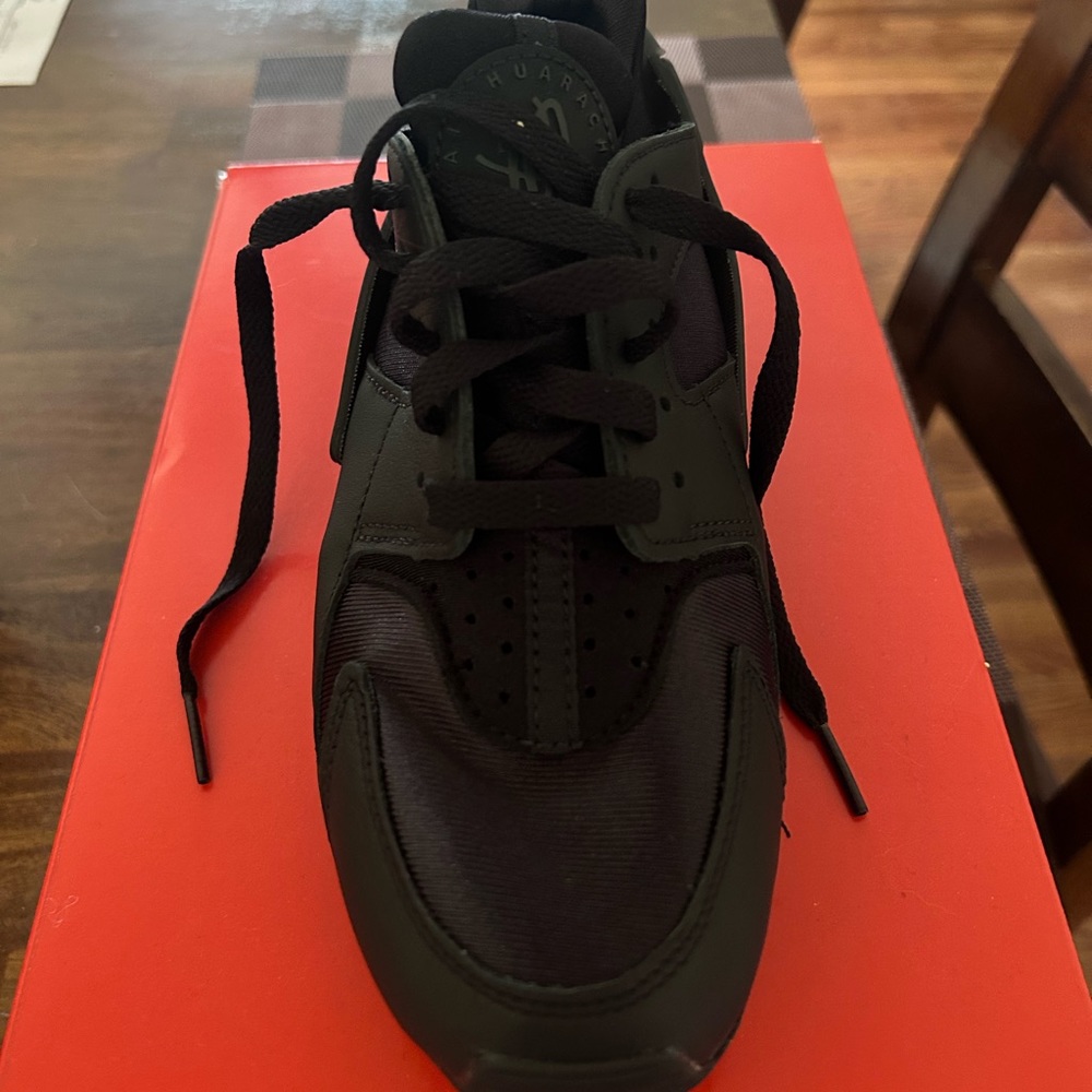 Nike Air Huarache Sneaker